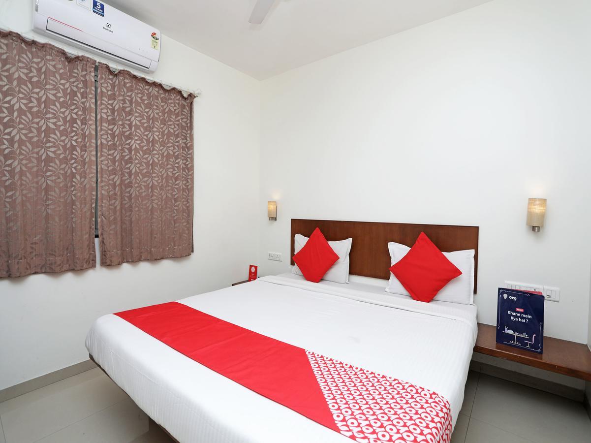 Oyo 1194 Hotel Gulmohr Pune Exterior foto